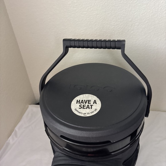 Igloo 20 Quart / 5 Gallon Cooler Bucket heavy duty - Picture 4 of 8